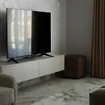 Day Lux * Σαράντα