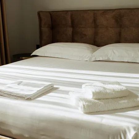 Day Lux Apartment *
