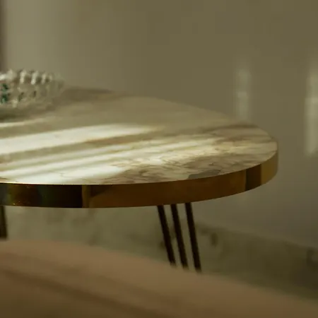 Day Lux Apartment *