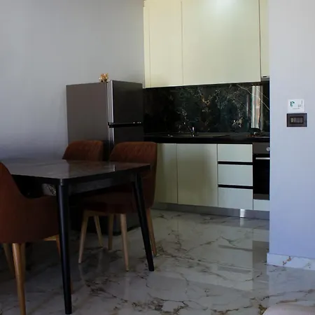 Day Lux Apartman *