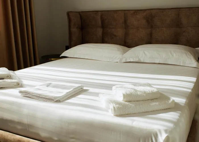 Day Lux Apartament *