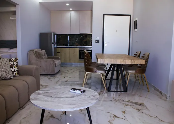 Day Lux Apartament Saranda
